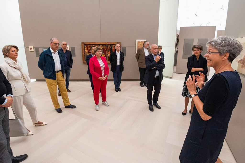 Première partie de l’excursion 2020, le Conseil fédéral s’est rendu dans la région du Gantrisch. Visite de la fondation Abegg à Riggisberg. 