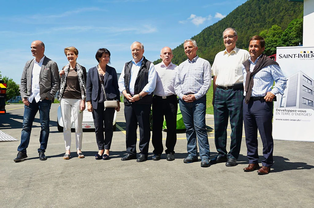 Le Président de la Confédération Schneider-Ammann a emmené le Conseil fédéral durant deux jours dans le canton de Berne. 1er jour : Visite du parc technologique de Saint-Imier.