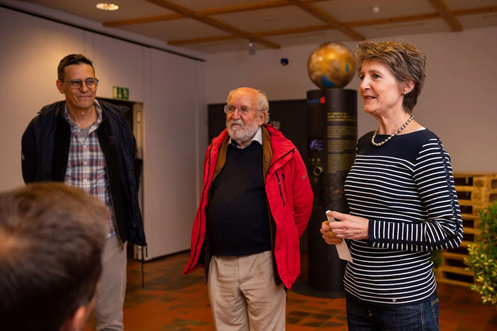 Prima parte della gita del Consiglio federale 2020. La presidente della Confederazione Simonetta Sommaruga ha accompagnato il Consiglio federale nella regione del Gantrisch. Presenti in qualità di ospiti, i due premi Nobel per la fisica, gli svizzeri Michel Mayor e Didier Queloz.