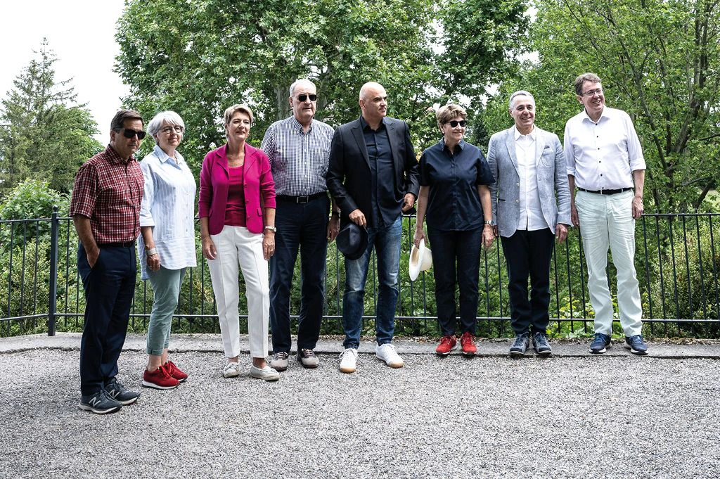 Il presidente della Confederazione Alain Berset accoglie il Consiglio federale nel Cantone di Friborgo – 1° giorno: point de presse a Murten